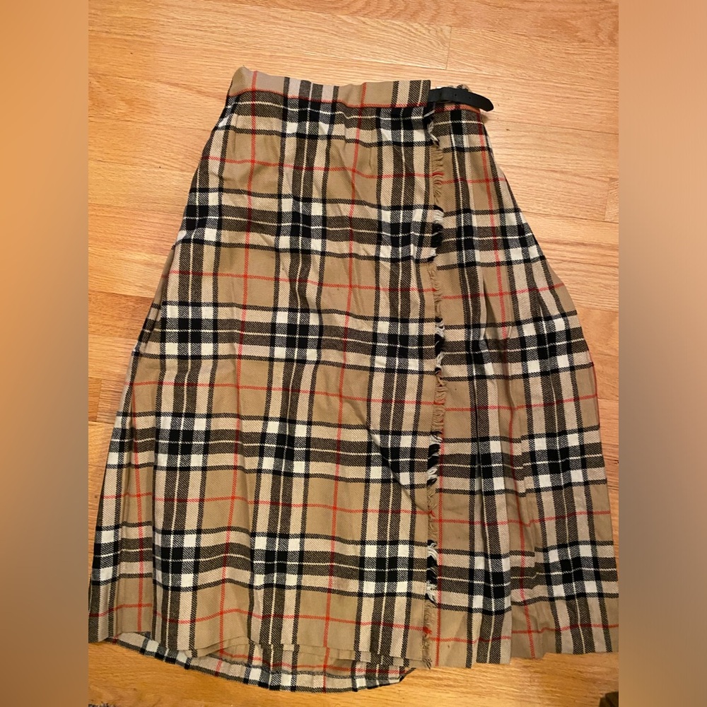 MIDI length “Burberry”esque  REAL SCOTTISH plaid skirt